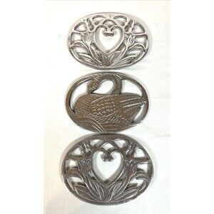 Vtg Rare Three Pewter Trivets 2 Hearts 1 Swan Vari Disenos Ismael Valenzuela